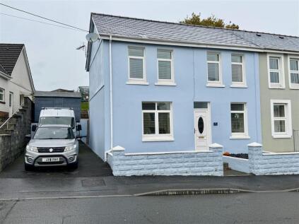 Blaenau Road, Llandybie, Ammanford