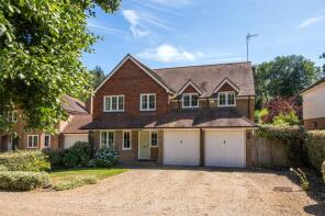 6, Lamberts Place, Horsmonden, Tonbridge TN12 8AG