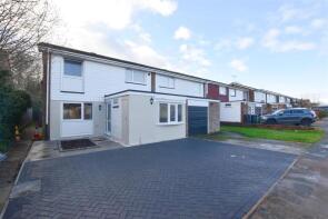 28, The Bourne, Bovingdon, Hemel Hempstead HP3 0EN
