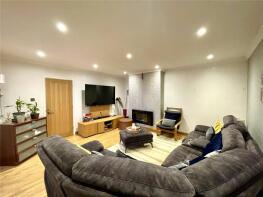 26, Cambridge Road West, Farnborough GU14 6RW