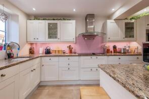 Poppy Cottage, The Holloway, Holywell Lake, Wellington TA21 0EL