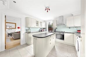 23, Greenbank Close, London E4 6TT
