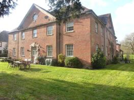 8, Strensham Court Mews, Russell Drive, Worcester WR8 9LR