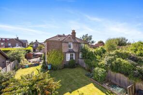 Woodside, Broad Street, Haywards Heath RH17 5DS