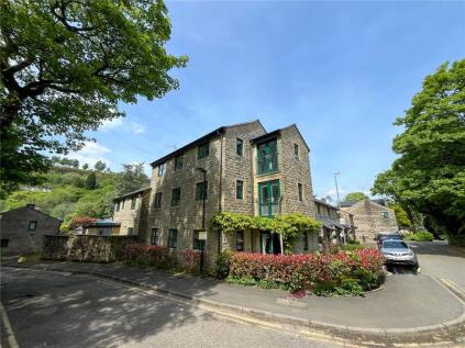 Hopkinson Close, Uppermill, Saddleworth, OL3