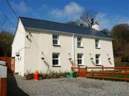 Llaindelyn Fawr, U3272 Glandwr To Garnwen Farm, Glandwr, Whitland SA34 0YE