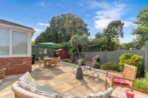 1, Maple Grove, Grimsby DN41 7NJ