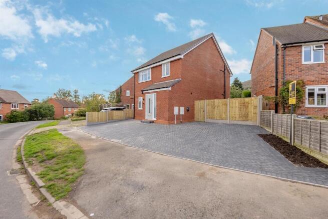 DavenhamClose-68