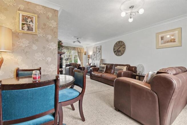 Living dining room