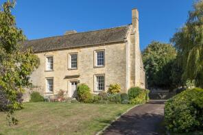 Manor House, A44 From Bourton Road To Five Mile Drive, Moreton-in-marsh GL56 9AQ