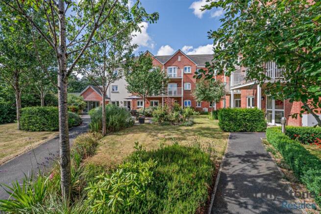 Squire Court