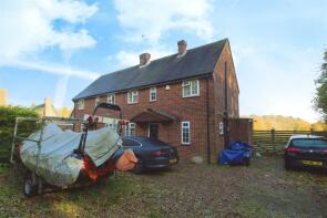 2, Woolley Firs Farm Cottages, Cherry Garden Lane, Littlewick Green, Maidenhead SL6 3QD