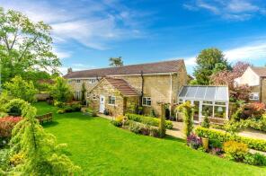1, Manor Barns, Main Street, Grantham NG32 3LX