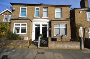 7, Elm Road, Chelmsford CM2 0JL