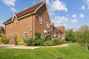 2, Bluebell Lane, East Grinstead RH19 4PF