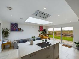 27 Rosary Cottage, Sutton Road, King's Lynn PE34 4HD