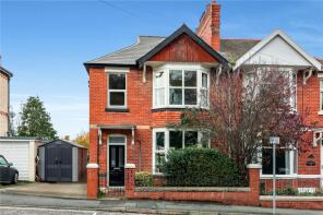 15, Sticklepath Hill, Barnstaple EX31 2BS