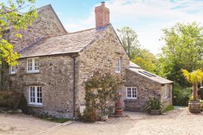 Porthcothan Mill Cottage, Porthcothan, Padstow PL28 8LN