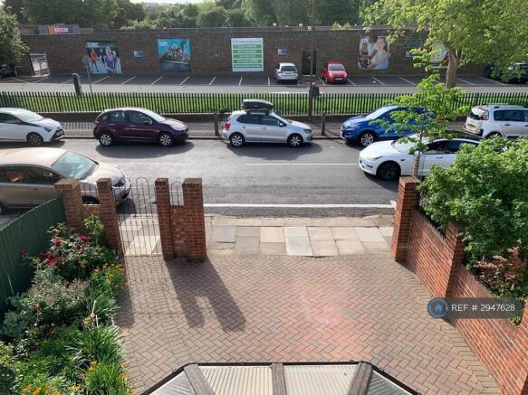 House Front Yard Top View And Front-Gym-Lido