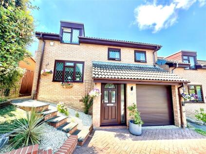 Chervil Close, Haydon Wick, Swindon, SN2