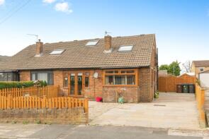 3, Chapel Grove, Bingley BD16 2SJ