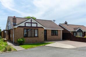 2, Banks Close, Hull HU12 0SY