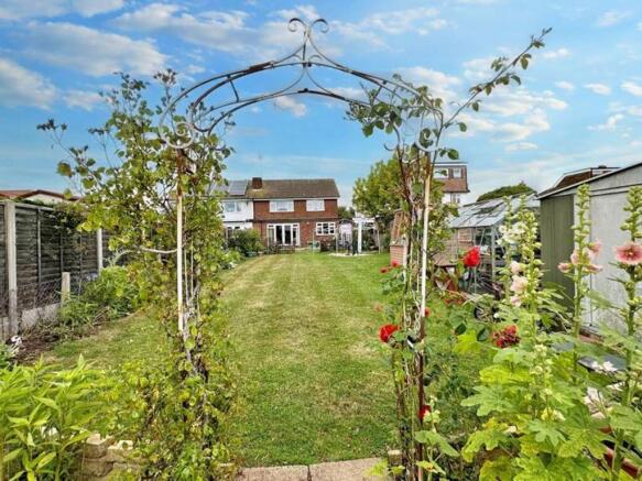 Garden to House