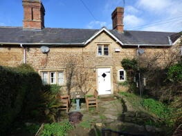 3, King Edwards Terrace, Main Street, Shipston-on-stour CV36 5PL