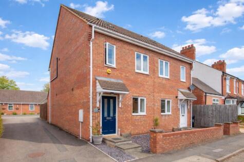 Allen Road, Finedon