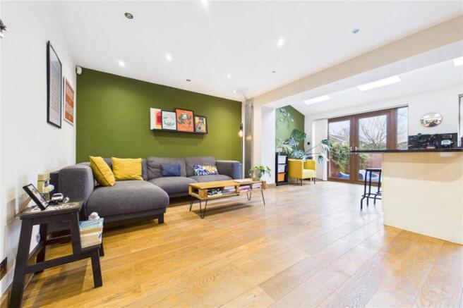 Kitchen/Living Area