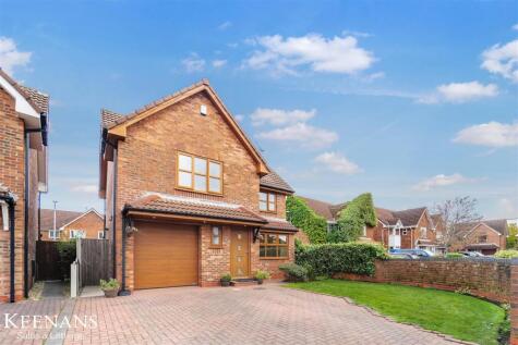 Heather Close, Heywood