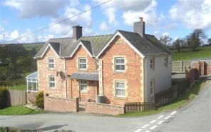 Camden Villa, Adfa, Newtown SY16 3BZ