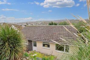 4, Elliott Grove, Brixham TQ5 8RT