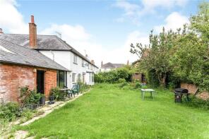 Newlyn Cottage 2 Manor Cottages, Bicester Road, Buckingham MK18 4EN