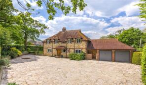 Orchard House, Bepton Road, Midhurst GU29 0HZ