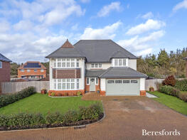 37, Farriers Way, Upminster RM14 3EB
