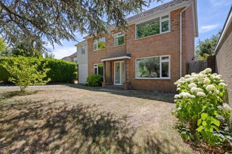 Lincoln Green, Chichester, PO19