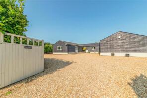 The Stables, Thriplow Heath, Newmarket Road, Royston SG8 7RS