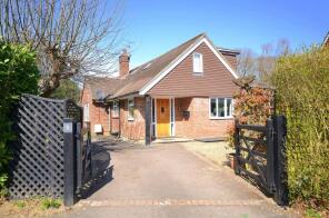 5, Oakfields, Dorking RH5 5RQ
