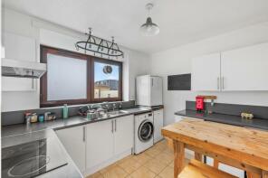 Flat 43, Hill House, Harrington Hill, Hackney, London E5 9EX