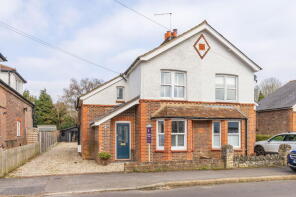 13, James Road, Guildford GU3 1NF