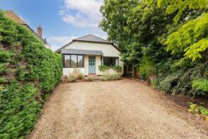 Greenways, Schoolfields, Shiplake Cross, Henley-on-thames RG9 4DH