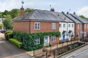 1, Chavy Water, Romsey SO51 8AJ