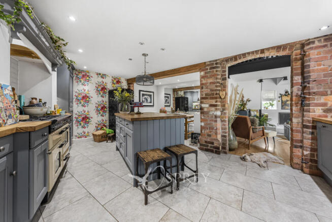 Kitchen/Dining Room