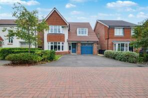 37, Adelie Road, Nuneaton CV10 9GZ