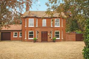 4 The Laurels, Coltishall Road, Norwich NR12 8UX