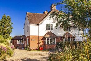 Hurst View, Goring Heath Road, Whitchurch Hill, Reading RG8 7PG