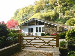 White River Lodge, Road From Coombe Road To Junction South West Of Coombe, Coombe, St. Austell PL26 7LL