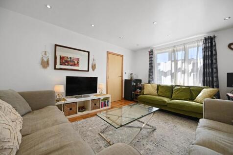 Darwin Drive, Greenford, UB1 3JY