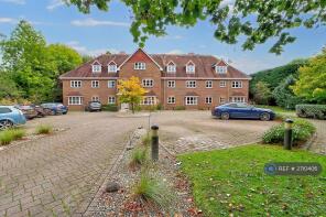3, Wessex Grange, Reading Road, Hook RG27 0ER